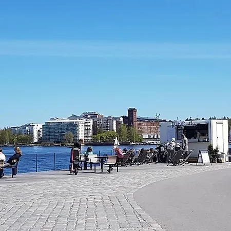 Upea Kaksio Naesijaerven Rannalla Appartement